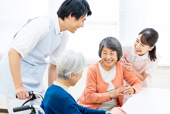 写真：スタッフミーティングの様子